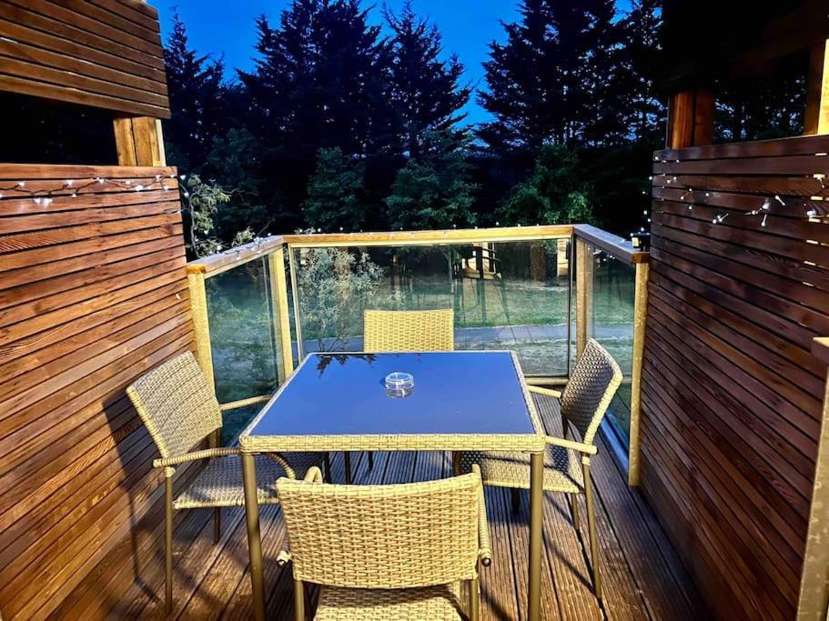 Brownberry Tree Serviced Apartment CBG Exteriér fotografie